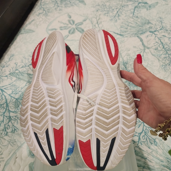 Men's Saucony Kinvara 12, Red White and Blue, Size 10 - Picture 6 of 10